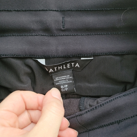 Athleta - Headlands Hybrid Mid Rise Jogger - Picture 2 of 3